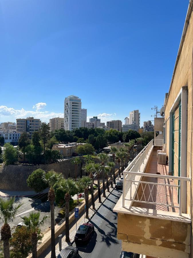 Nicosia City Centre Sky Views Apartment Екстер'єр фото