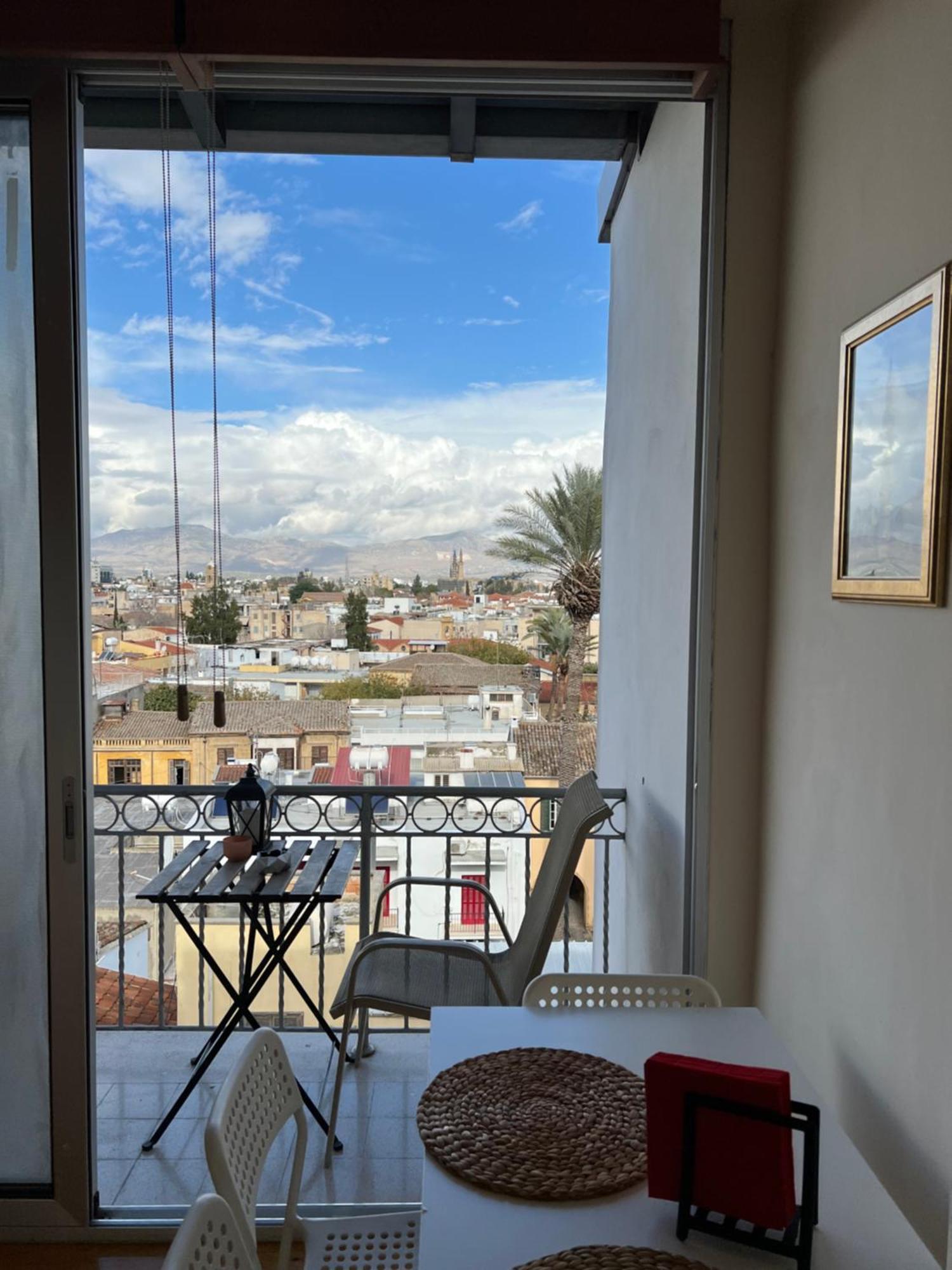 Nicosia City Centre Sky Views Apartment Екстер'єр фото